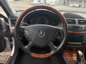 Mercedes E 500 - 8