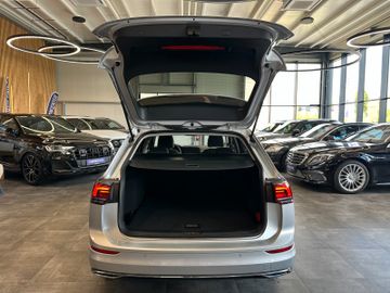 MYAUTOCENTER – Gebraucht- und Jahreswagen mit Werkstattservice in Pfaffenhofen Volkswagen Golf VIII Variant *Parkass.*LED*Virtuel*AHK*