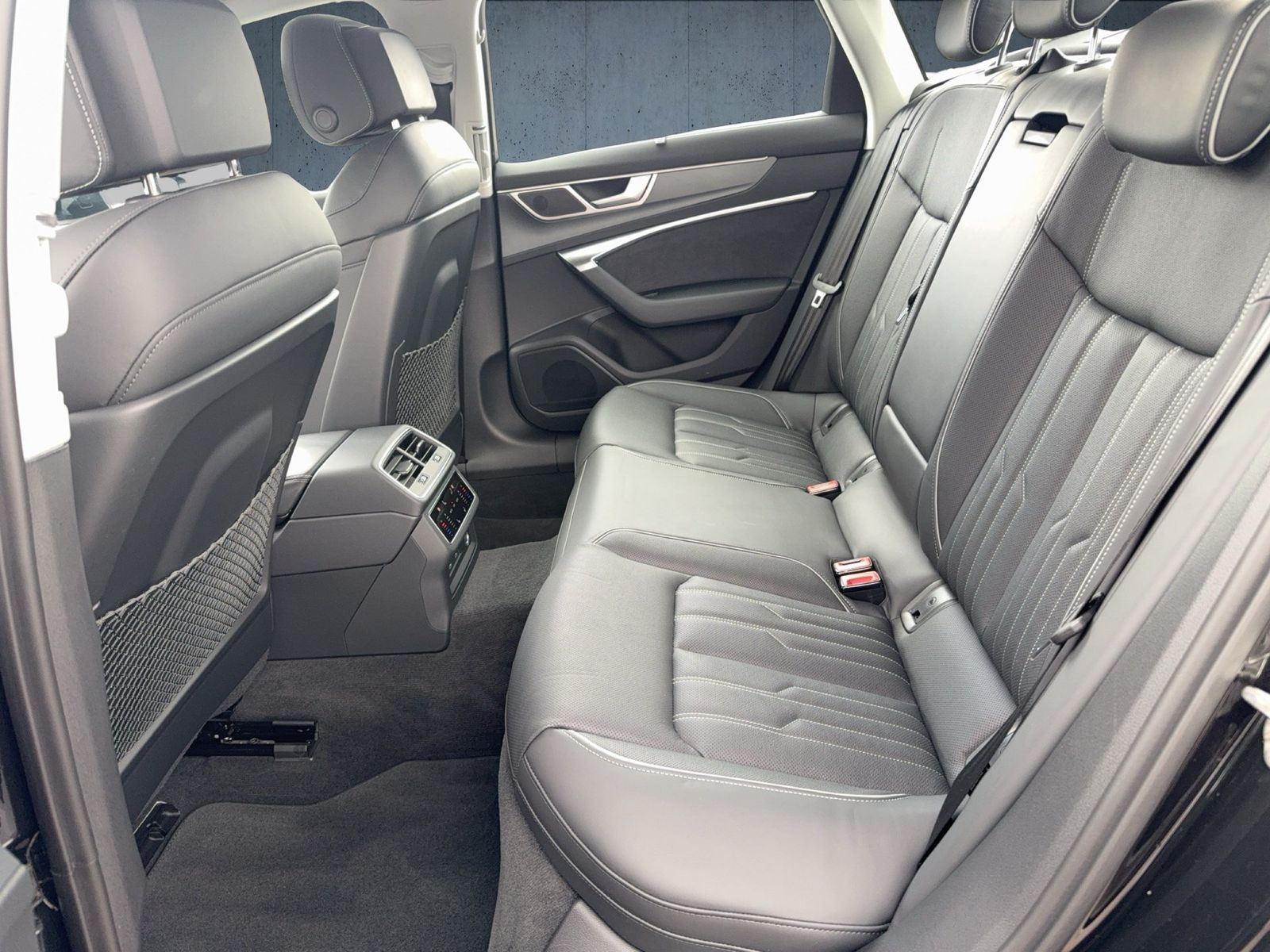 Audi A6 - Bild 13