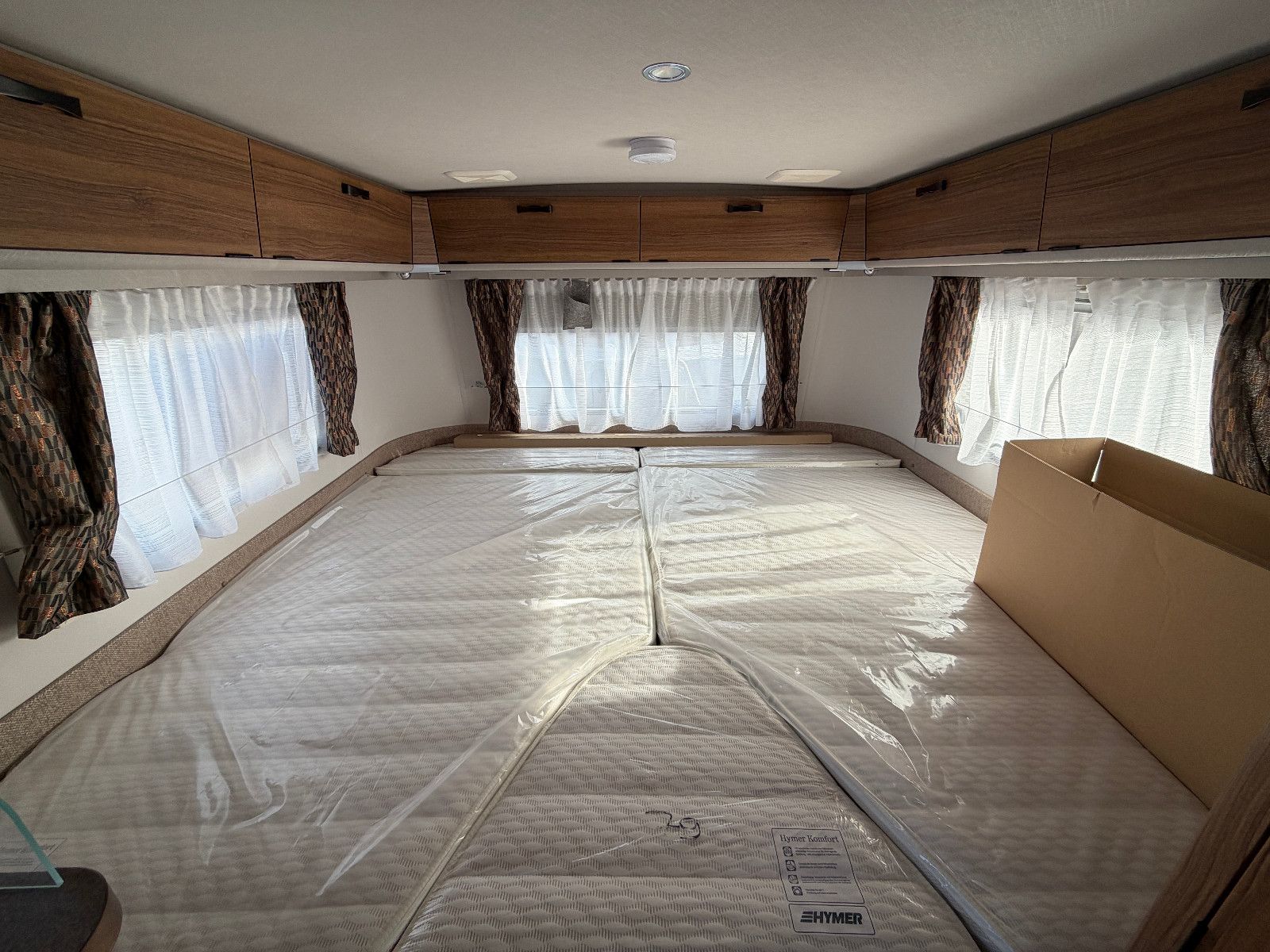 Fahrzeugabbildung HYMER / ERIBA / HYMERCAR Touring 642 - Sie sparen: 7.594€!