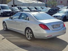 Fahrzeugabbildung S 300 -Klasse BlueTec Hybrid h