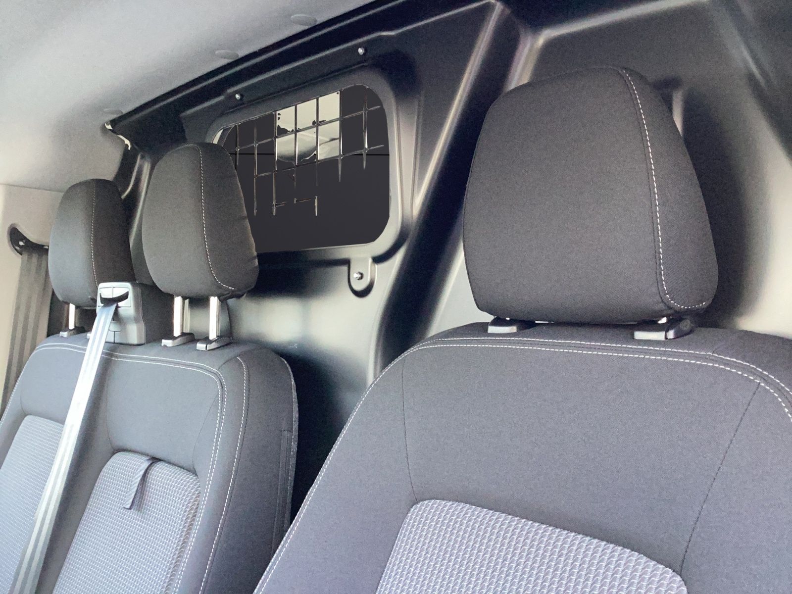 Fahrzeugabbildung Volkswagen T7 Transporter TDI Kasten AHK LaneAssist RearVie