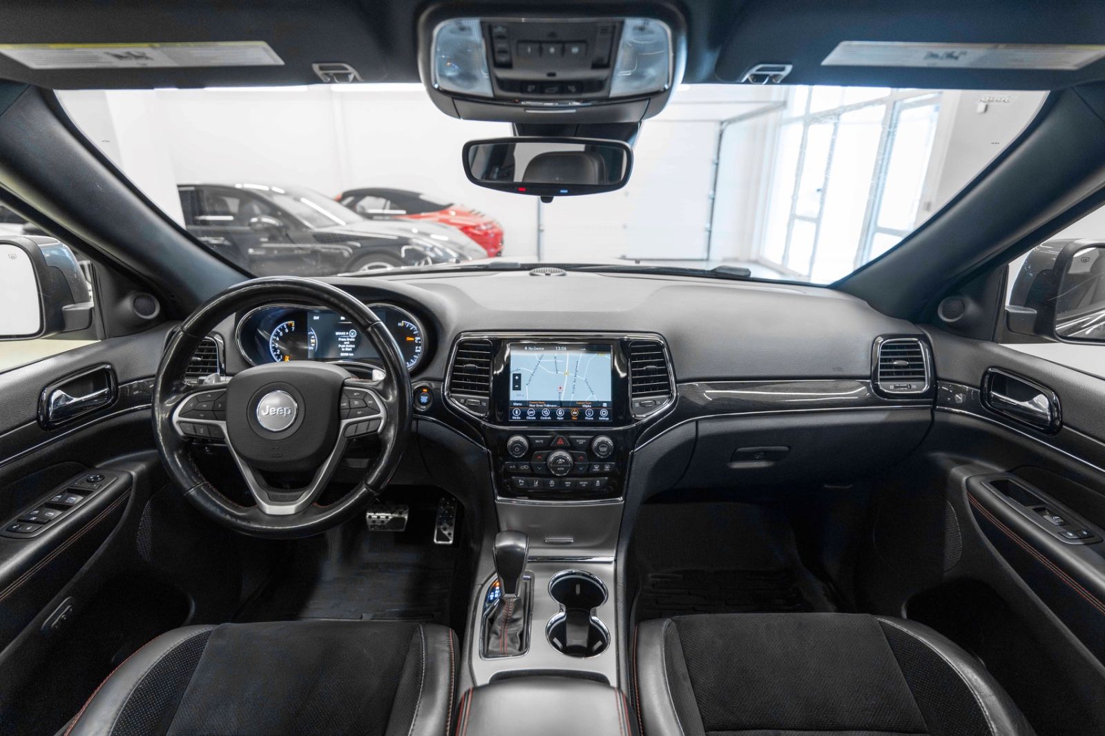 Fahrzeugabbildung Jeep Grand Cherokee Laredo X 3,6L LPG 4X4 KAM PANO