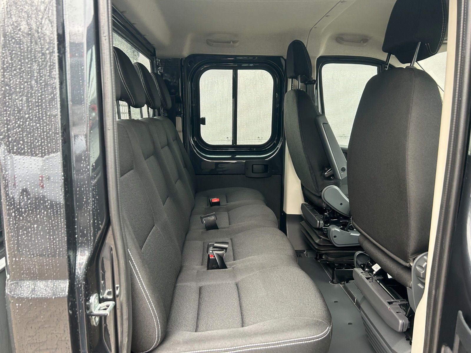 Fahrzeugabbildung Fiat Ducato Pritschenwagen Doka. 35 L4 180 Multijet M