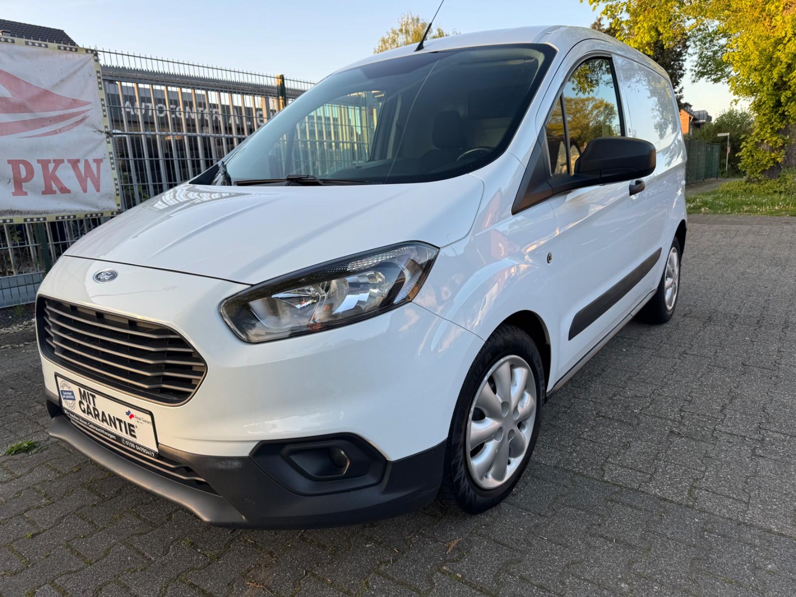 Ford Transit Courier Trend*Navi*1.Hand*Parktronik*