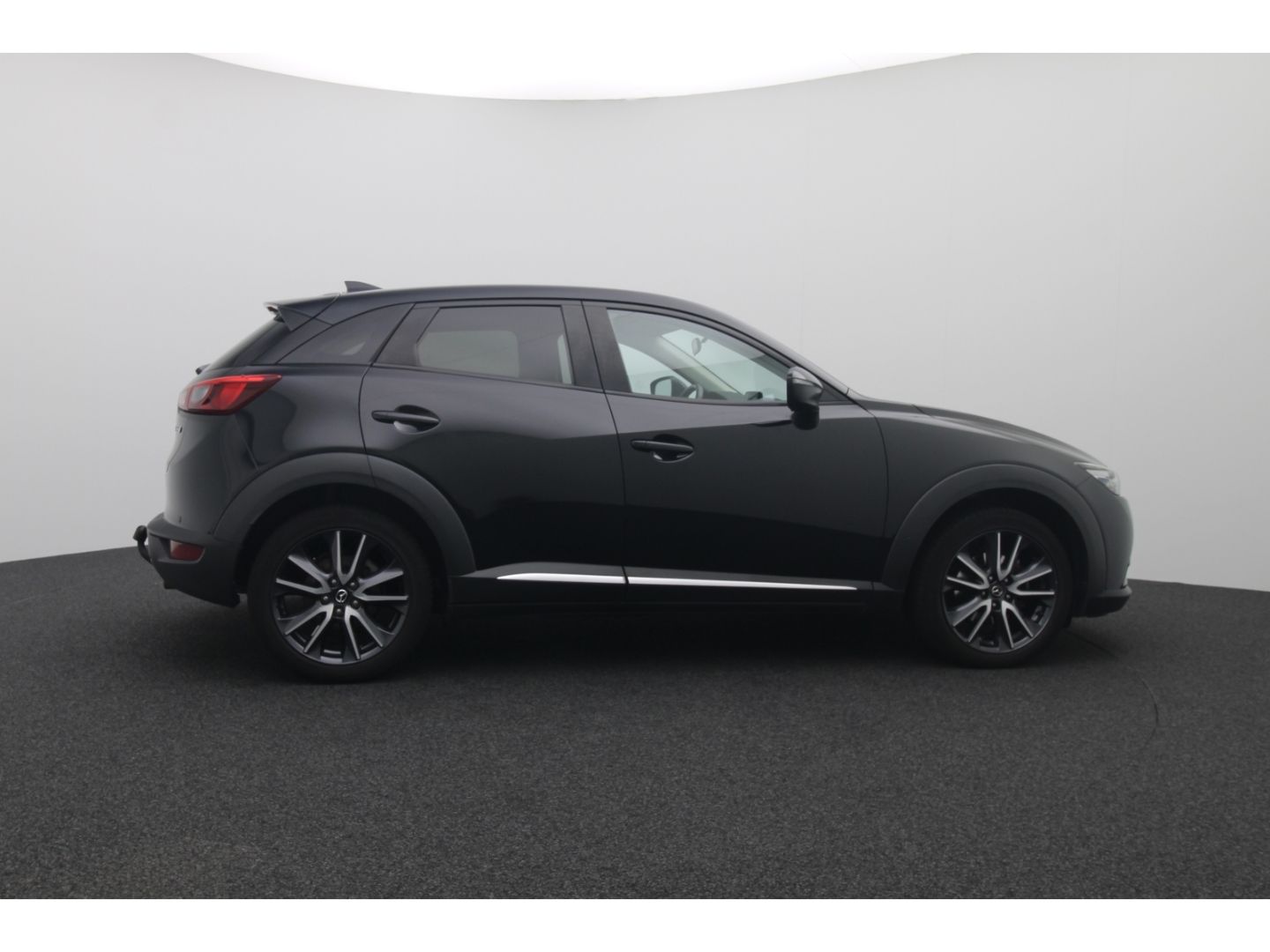 Fahrzeugabbildung Mazda CX-3 Sports-Line AWD Navi ACC Bose Soundsystem