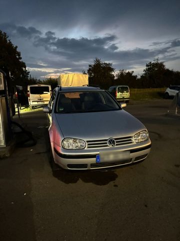 Volkswagen Golf 4 1.9 tdi 90 Ps