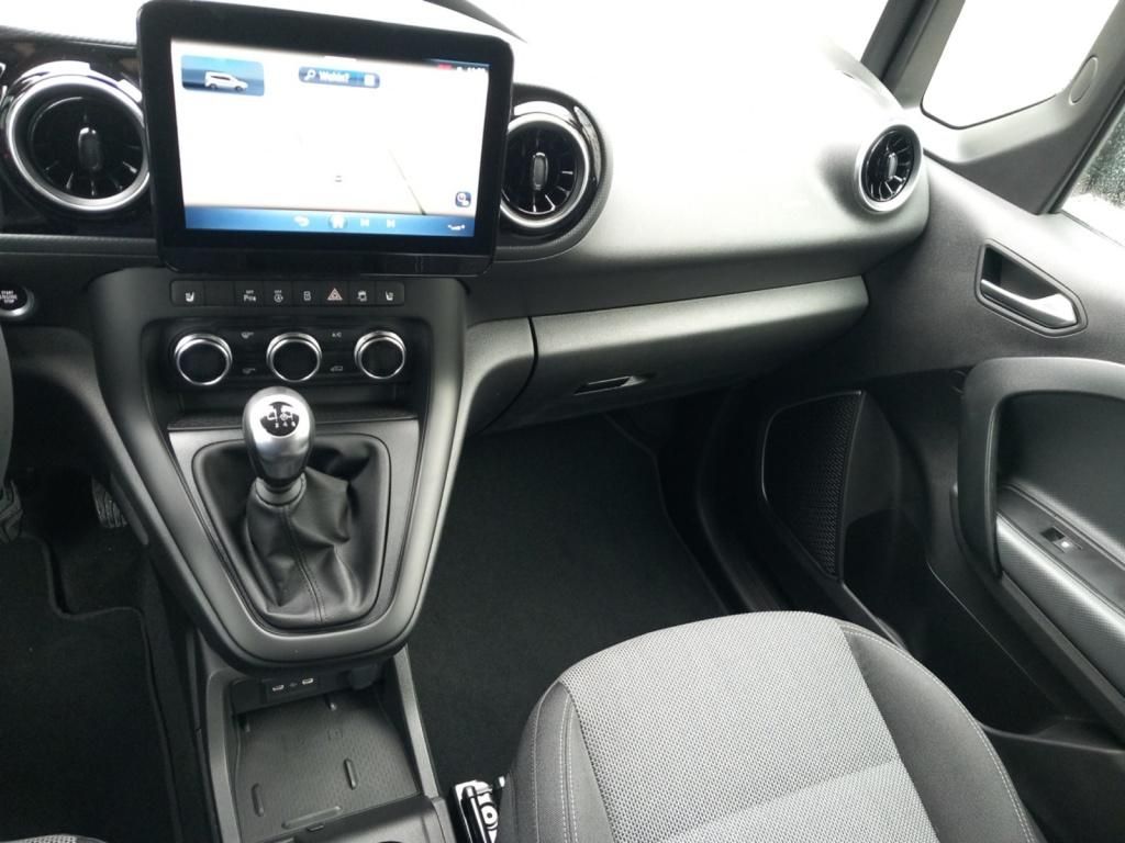 Fahrzeugabbildung Mercedes-Benz Citan Tourer 113 *Navi*AHK*SpurH*SpurW*Winterp.