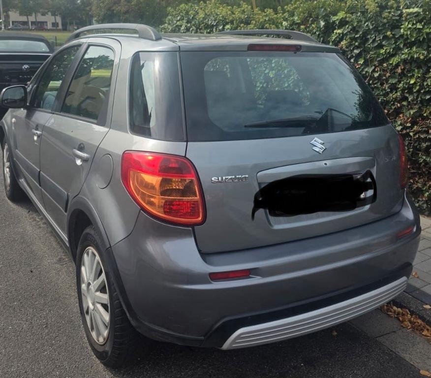 Suzuki SX4