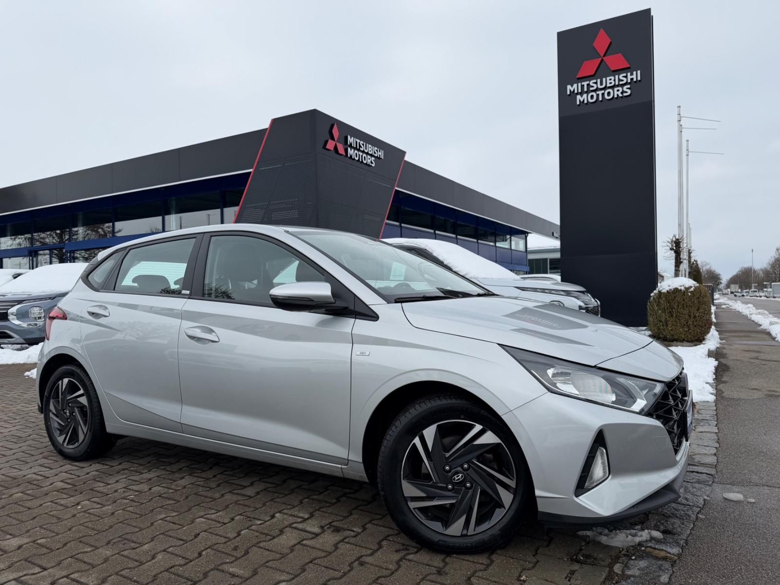 Hyundai i20 1.0 T-GDI MHEV DCT *Navi*SHZ*LHZ*Alu*Kamera
