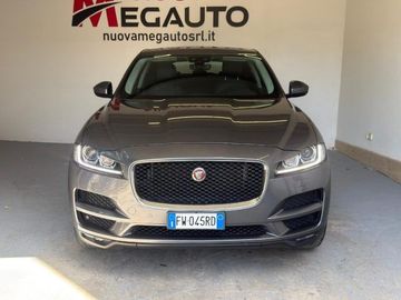 Jaguar F-Pace - 3