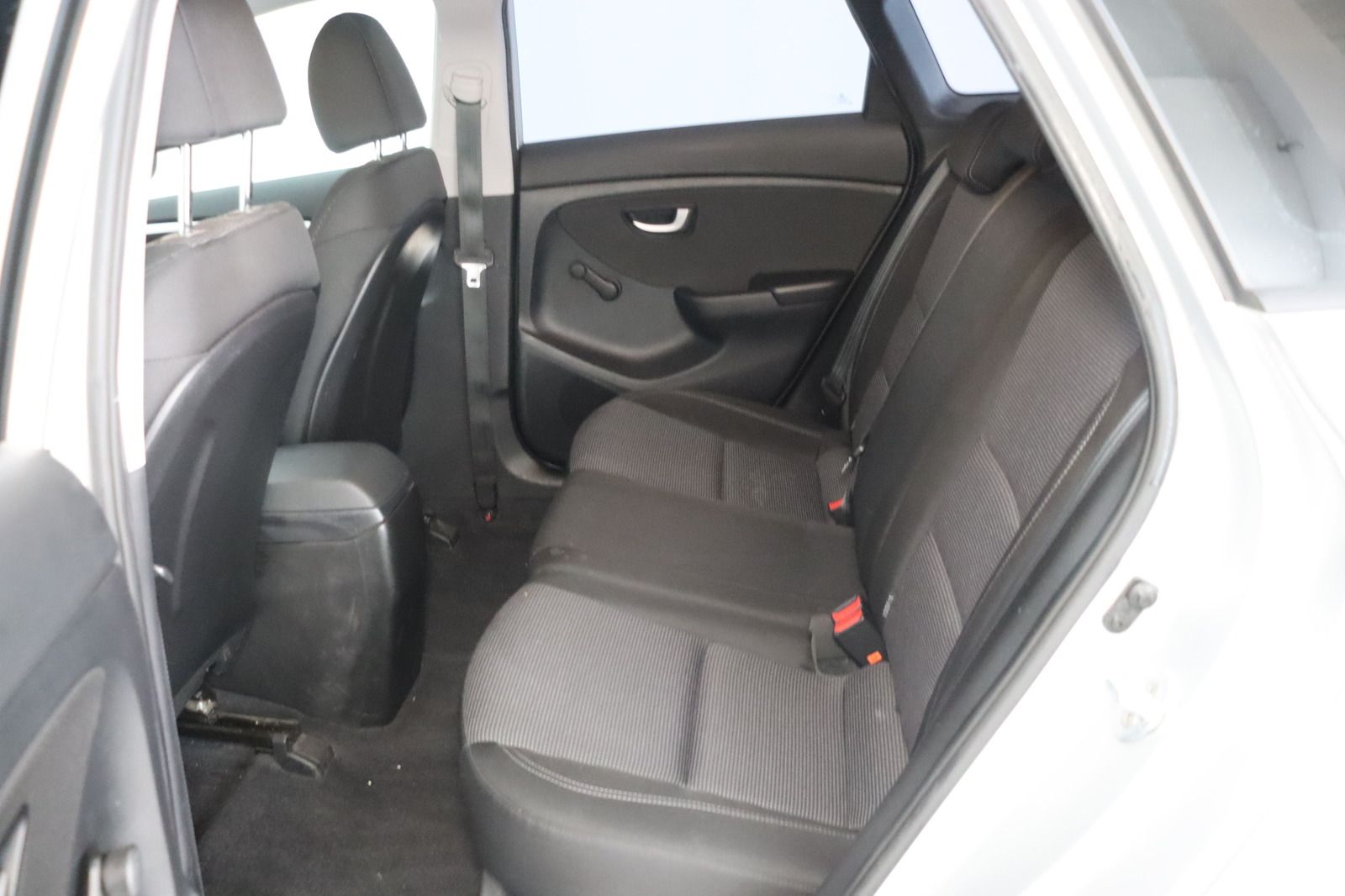 Fahrzeugabbildung Hyundai i30 cw 1. Hand * Klima * Top