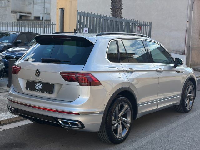 Volkswagen VOLKSWAGEN Tiguan 2.0TDI 150 DSG R-Line *69000KM imagem 3