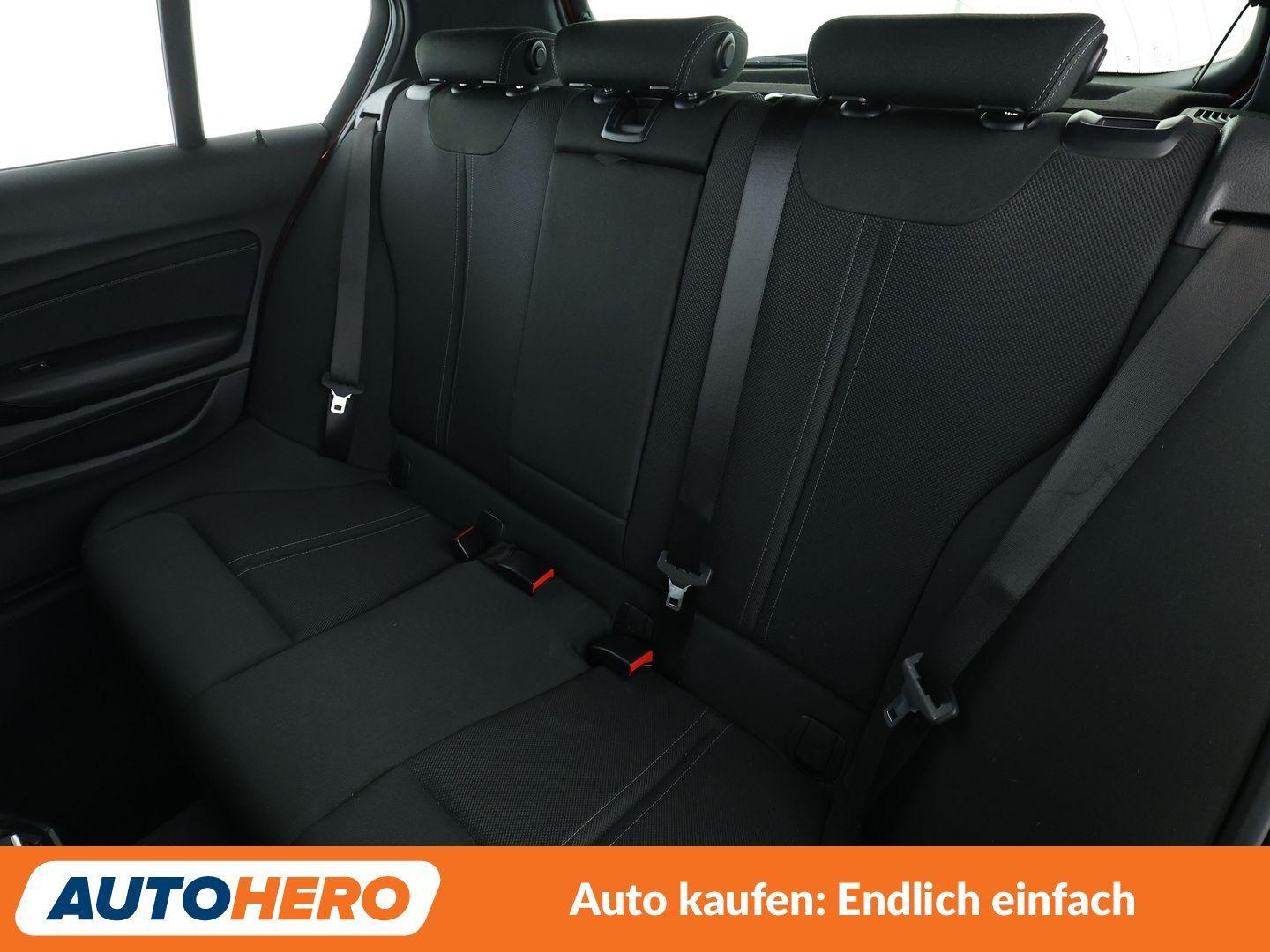 BMW 120i Edition M Sport Shadow Aut*NAVI*LED*TEMPO*