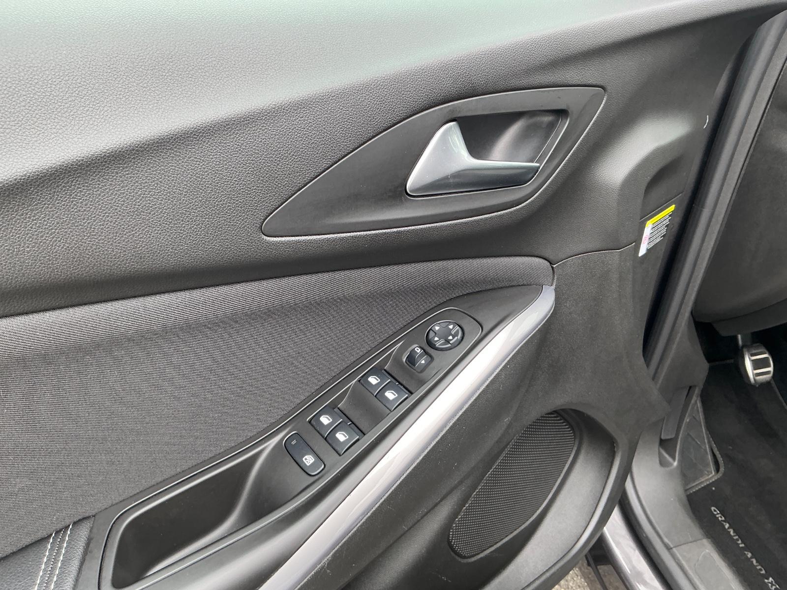 Opel Grandland (X) 1.2 Turbo SHZ LHZ AHK NAVI CarPlay