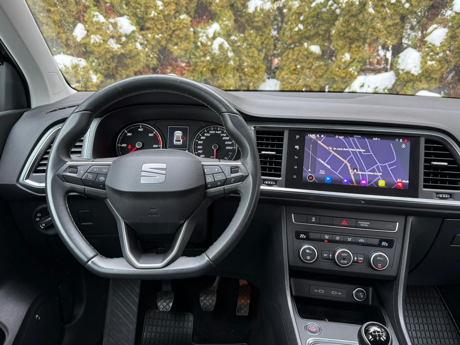 Fahrzeugabbildung SEAT Ateca 2.0 TDI Style LED+NAVI+AHK+AMBI+DAB+TEMPO+