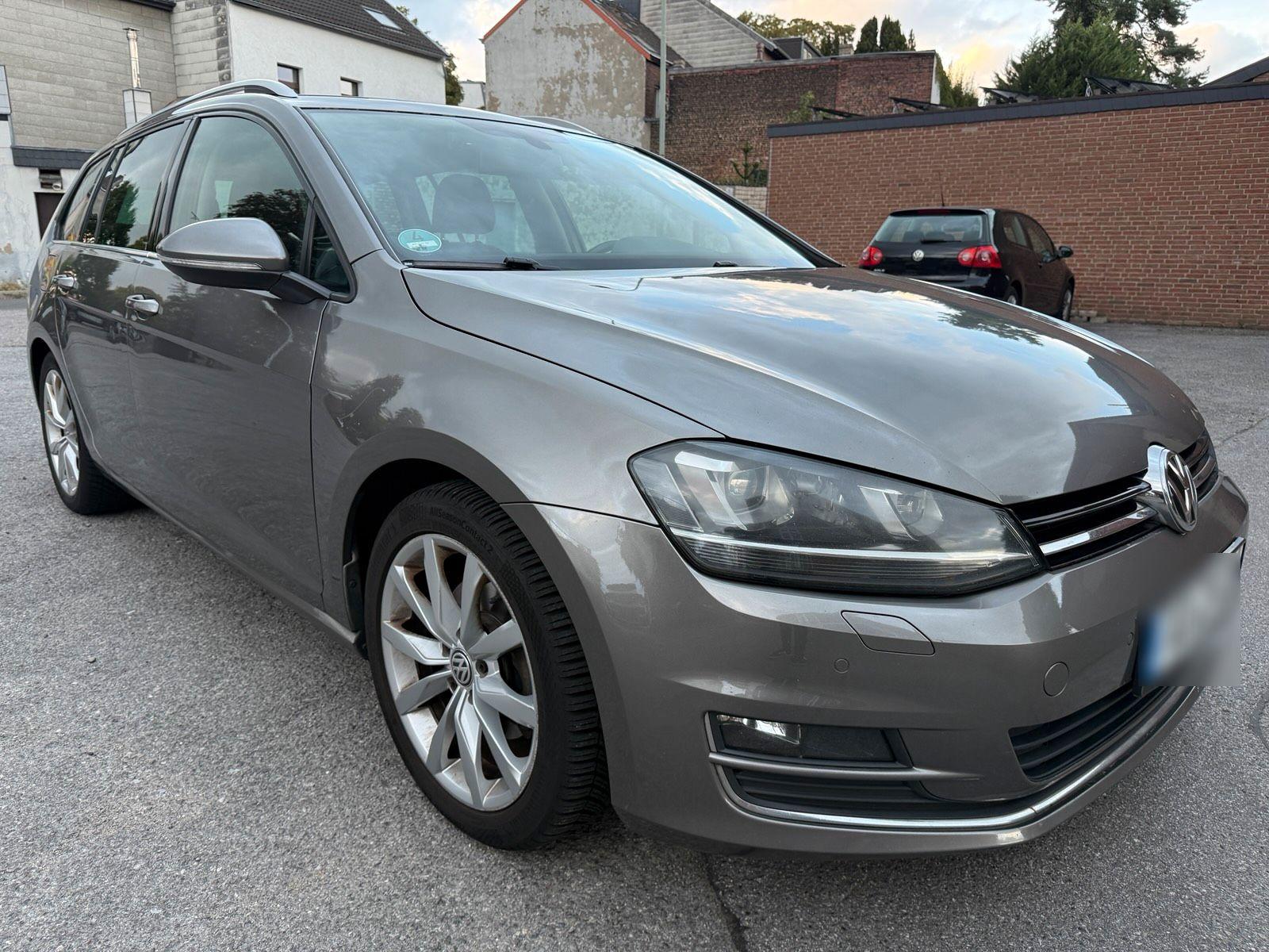 Volkswagen Golf 2015 — interior
