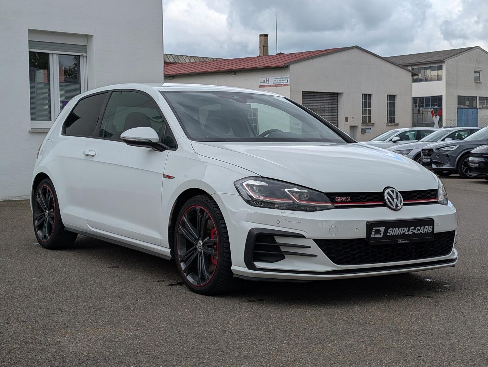 Volkswagen Golf VII Lim. GTI Performance*LED*ASSIST*KAM*STH