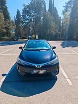 Toyota Corolla 1,6  2017 Limousine  - Toyota Corolla mit Benzin-Antrieb: Limousine, 1.6