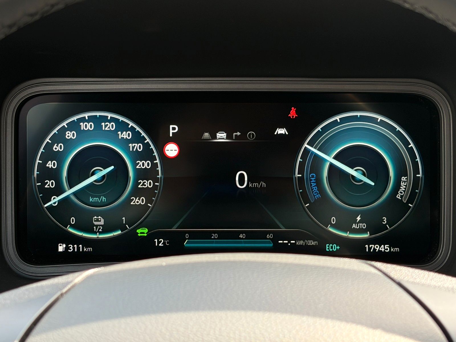 Fahrzeugabbildung Hyundai KONA E Trend NAV LHZ LKA LFA ACC KRELL CarPlay