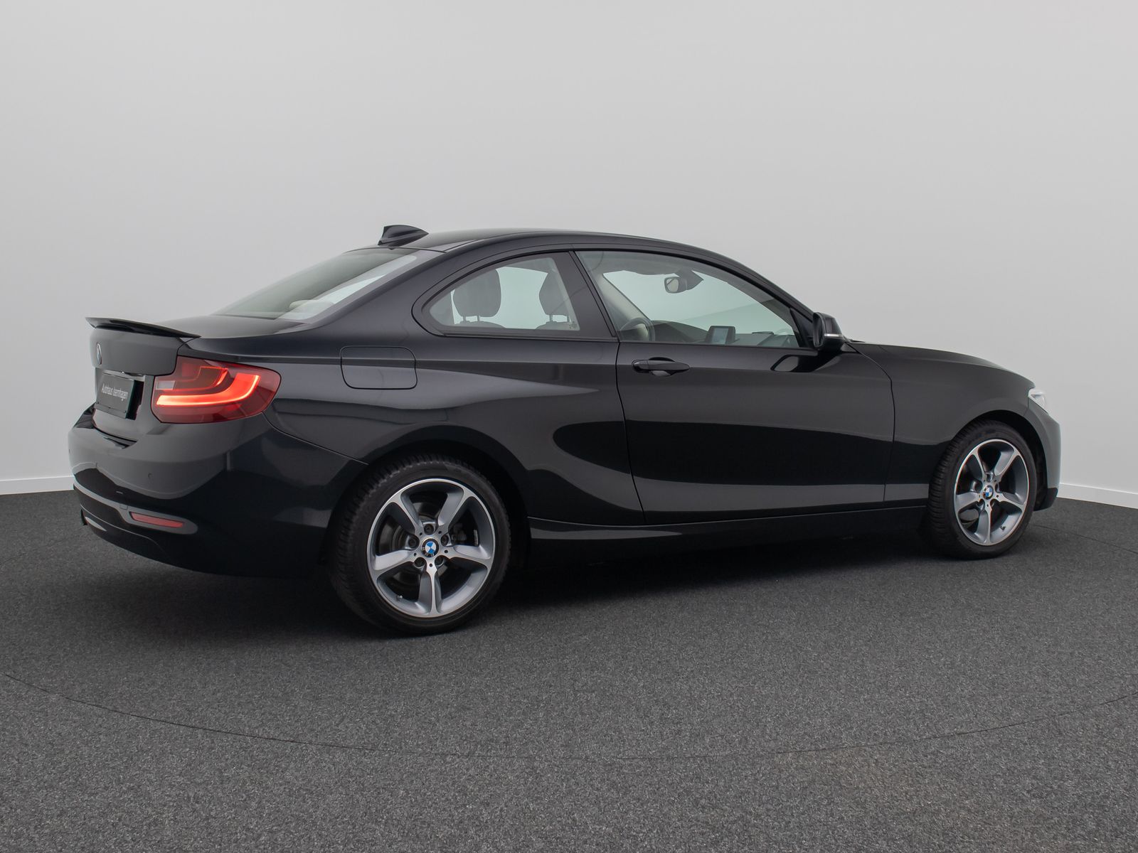 Fahrzeugabbildung BMW 218d PDC Sitzhz Xenon Sport Geschwindigkeitreg