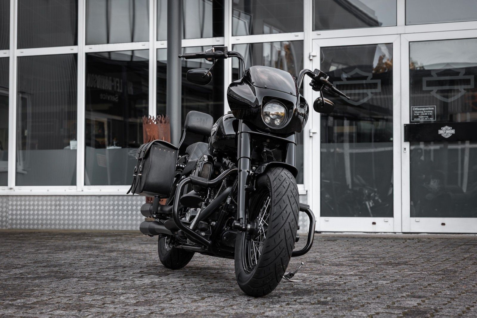 Fahrzeugabbildung Harley-Davidson FLSS SOFTAIL SLIM S 110 cui - Kesstech - Ape