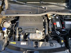 PEUGEOT 2008 1.2  Navi Kamera Sitzheizung AHK