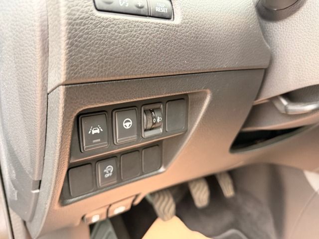 Fahrzeugabbildung Nissan Qashqai 1.3 DIG-T N-Connecta PGD+WP*18`+AHK