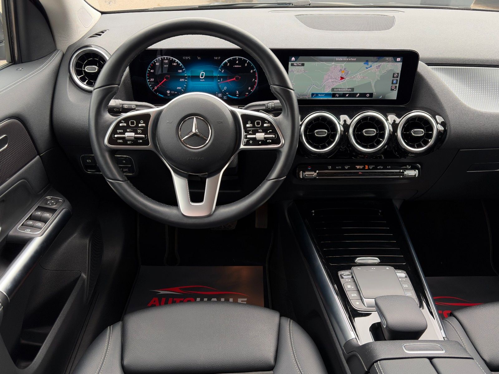 Fahrzeugabbildung Mercedes-Benz GLA 200 7G-DCT Progressive CarPlay Temp CAM AHK