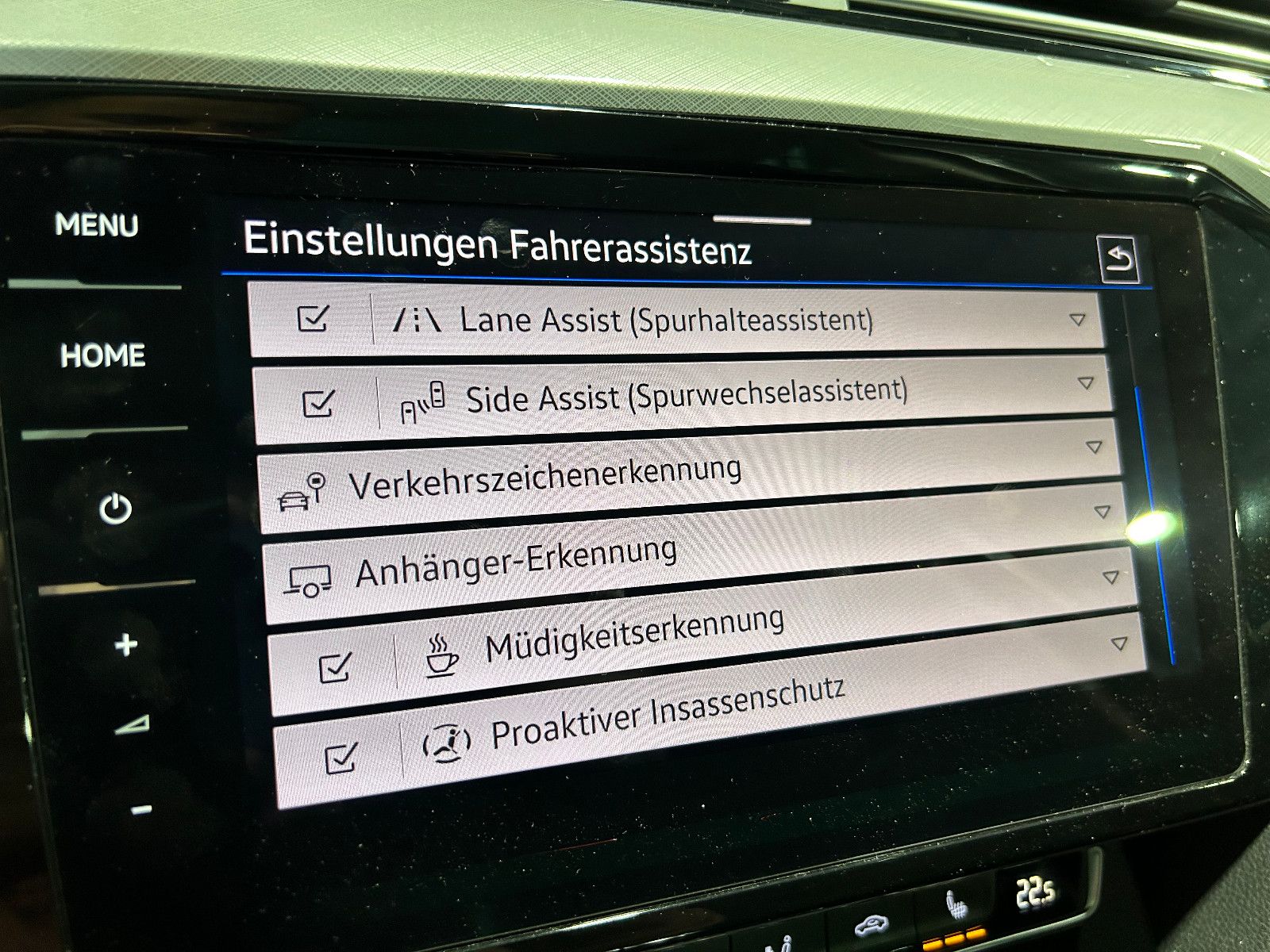 Fahrzeugabbildung Volkswagen Passat Variant GTE/APPLE/KAMERA/NAVI/ACC/8-FACH/