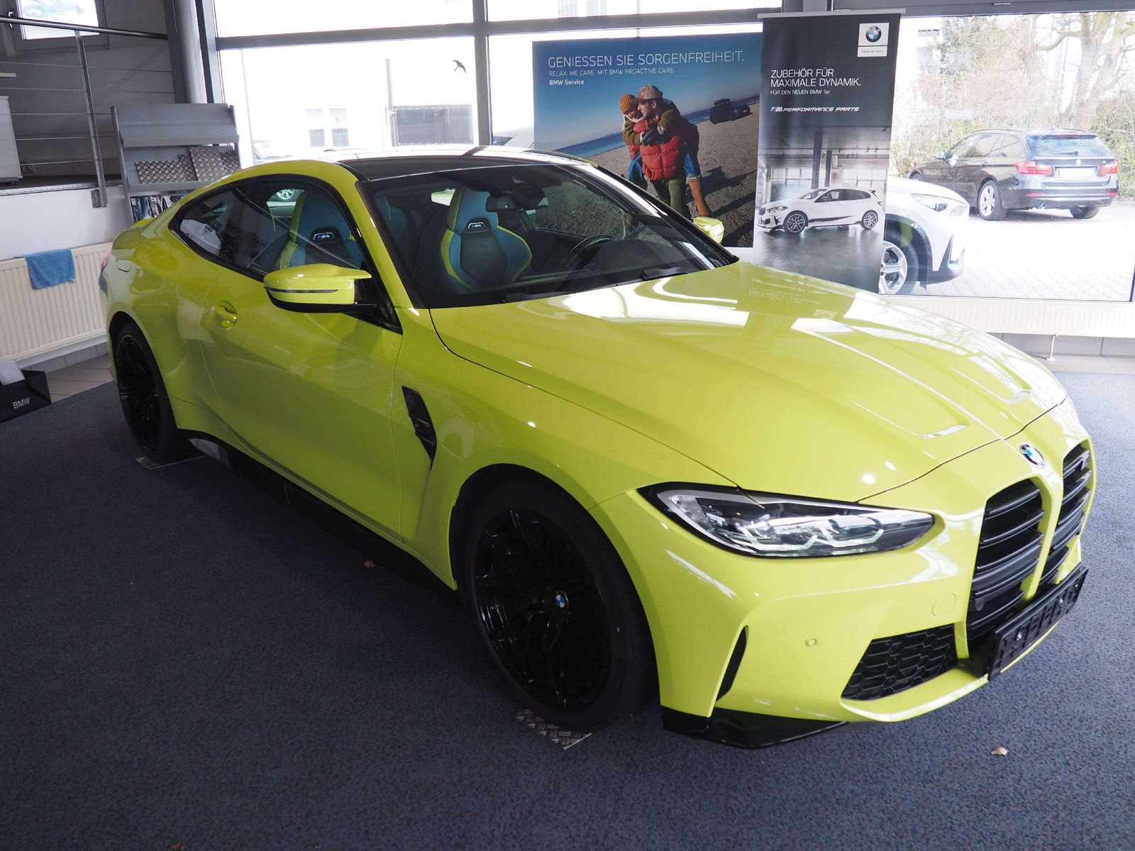 BMW M4 M4*deutschesFZG*Unfallfrei*Schalter*Harman/Ka