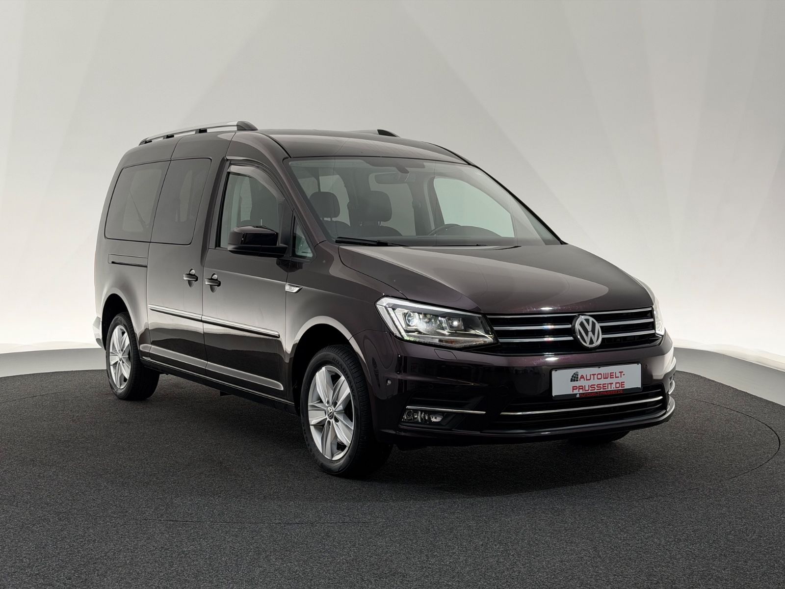 Gebrauchtwagen Volkswagen Caddy Caddy 2.0 TDI*HIGHLINE*7 STZ-XENON-AHK-R.KAM-ACC in Horb am Neckar
