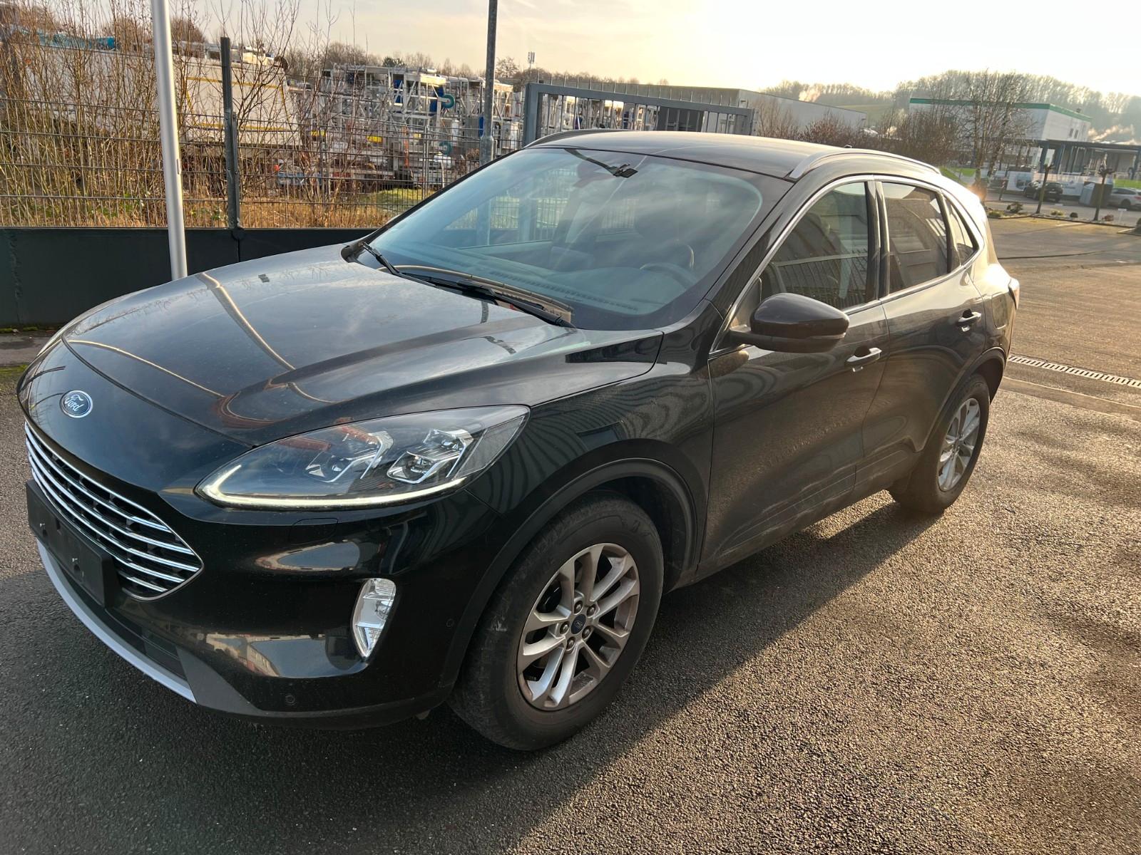 Ford Kuga Titanium X Navi RFK LED