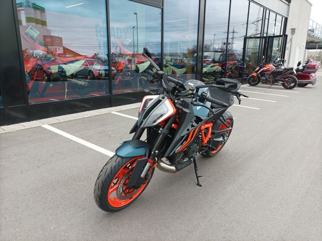 KTM 1290 SUPER DUKE R 2023 / Tech-Pack