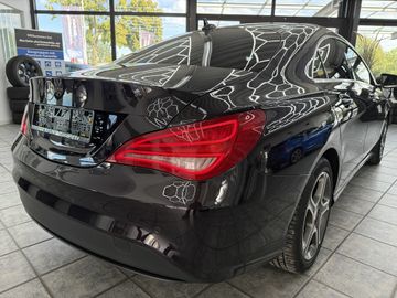 Mercedes CLA 180 - 12
