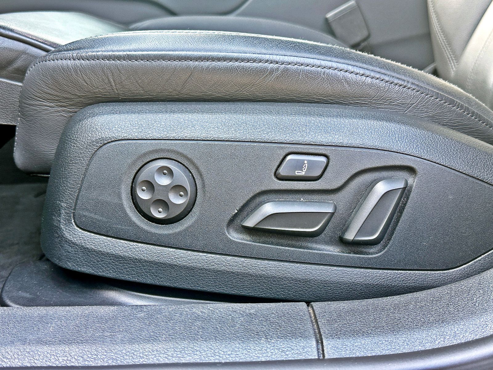 Audi A4 - Bild 13
