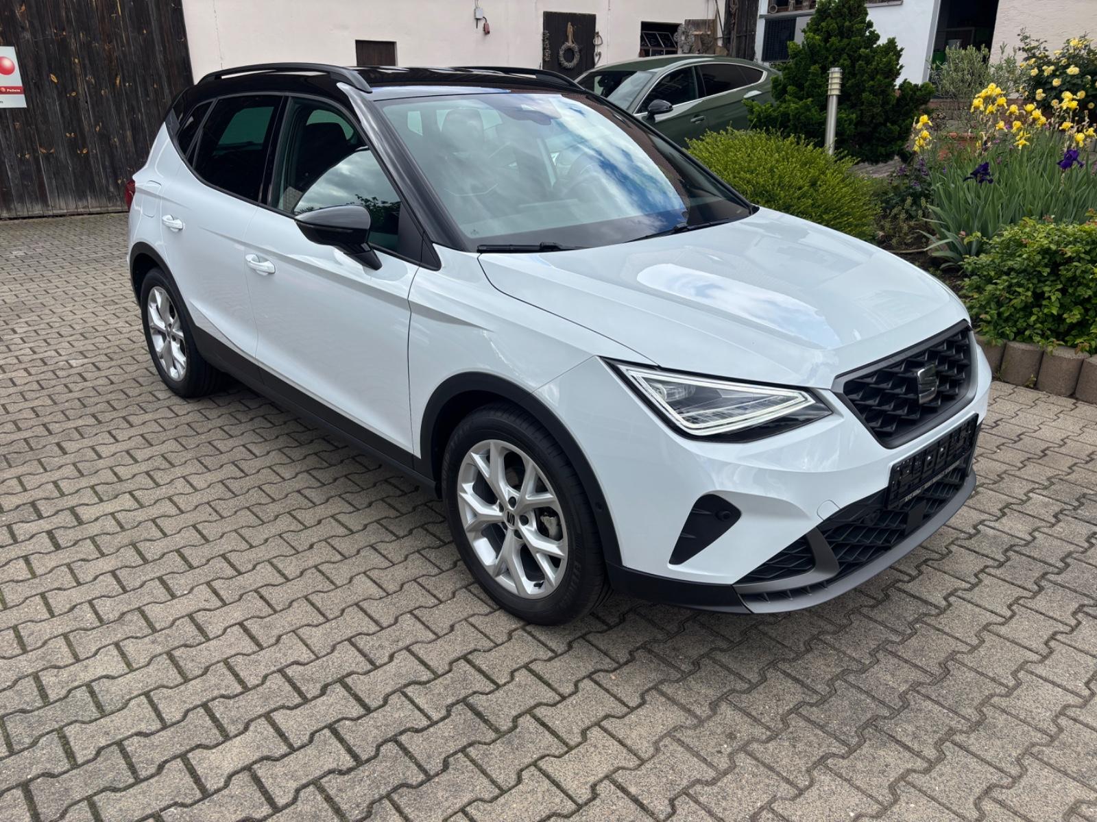 Seat Arona FR,LED,SHZ,PDC,RFK,ACC,DAB,
