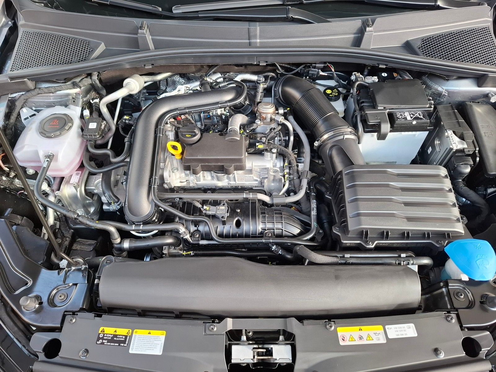 Fahrzeugabbildung SKODA Fabia Monte Carlo 1.0 TSI DSG +LED +Lane  Assist