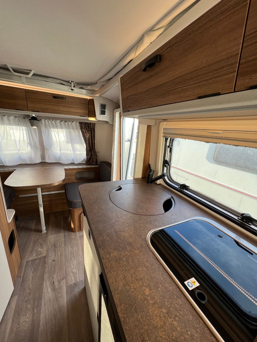 Fahrzeugabbildung HYMER / ERIBA / HYMERCAR Touring 430 - 5.494€ sparen!