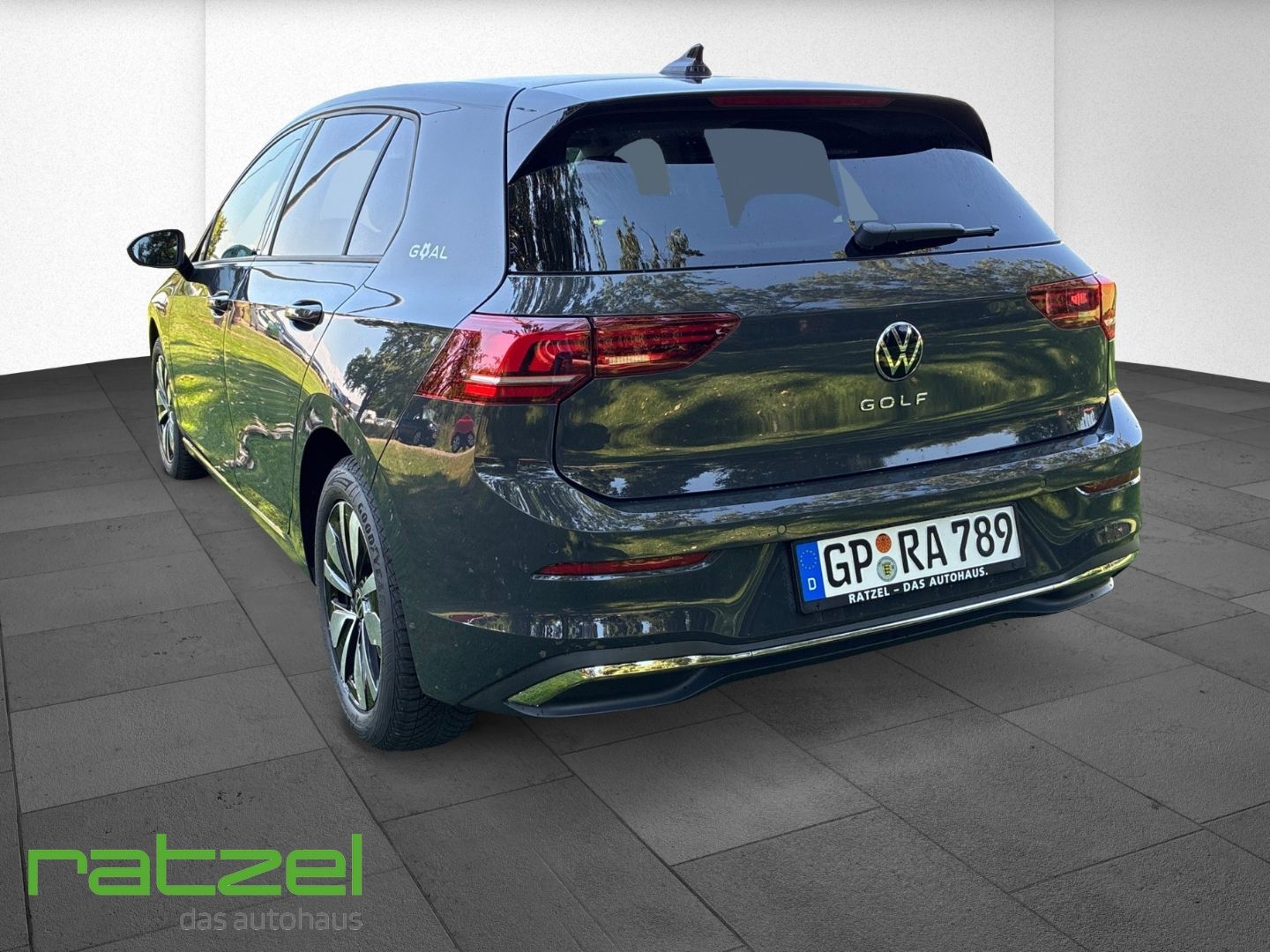 Fahrzeugabbildung Volkswagen Golf VIII 1.5 TSI Goal Life Navi Digitales Cockp