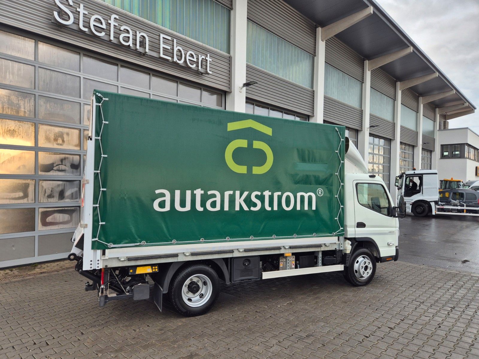 Fahrzeugabbildung Mitsubishi Canter 7C15 LBW Klima Navi Kamera AHK