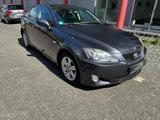 Lexus IS 220d Klima Xenon Leder Einparkhilfe - Lexus aus 2009: Is