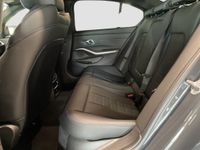 BMW 330 - Vorschau Bild 13