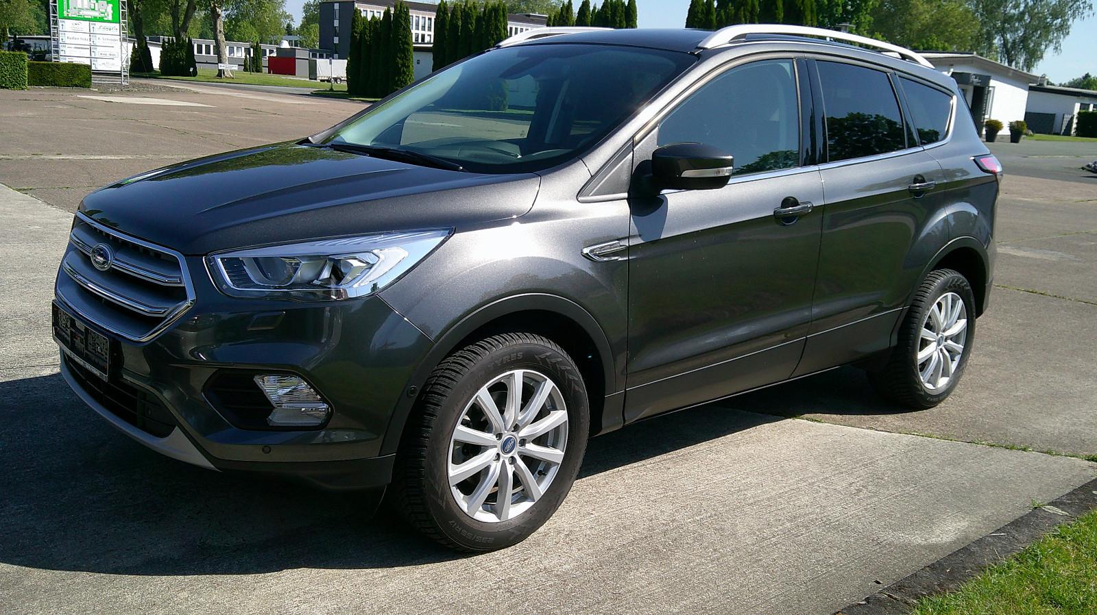 Ford Kuga Cool & Connect