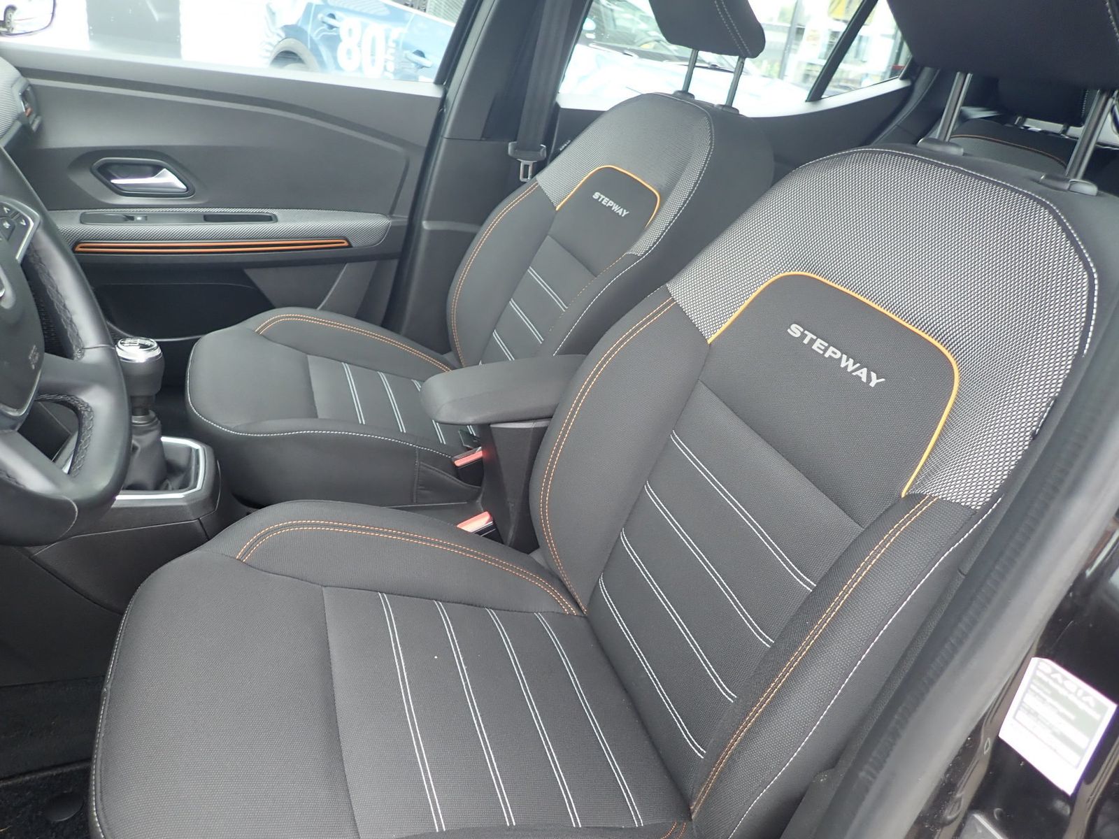 Fahrzeugabbildung Dacia Sandero Stepway Comfort TCe 100 ECO-G