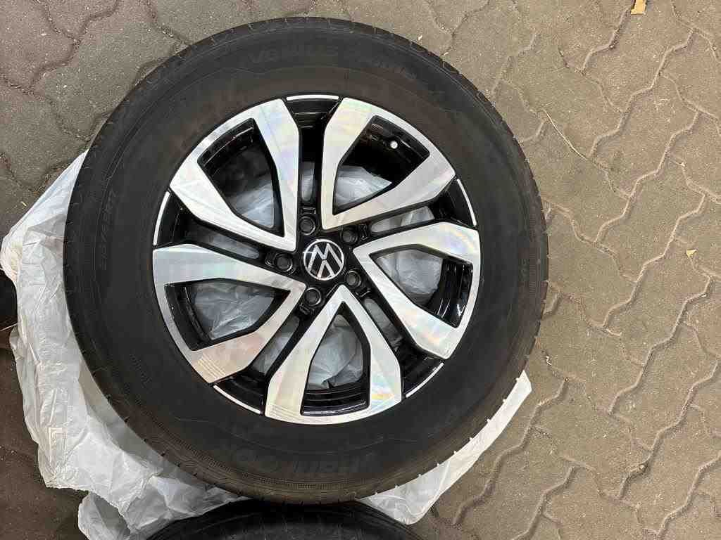 Volkswagen Tiguan - Bild 7
