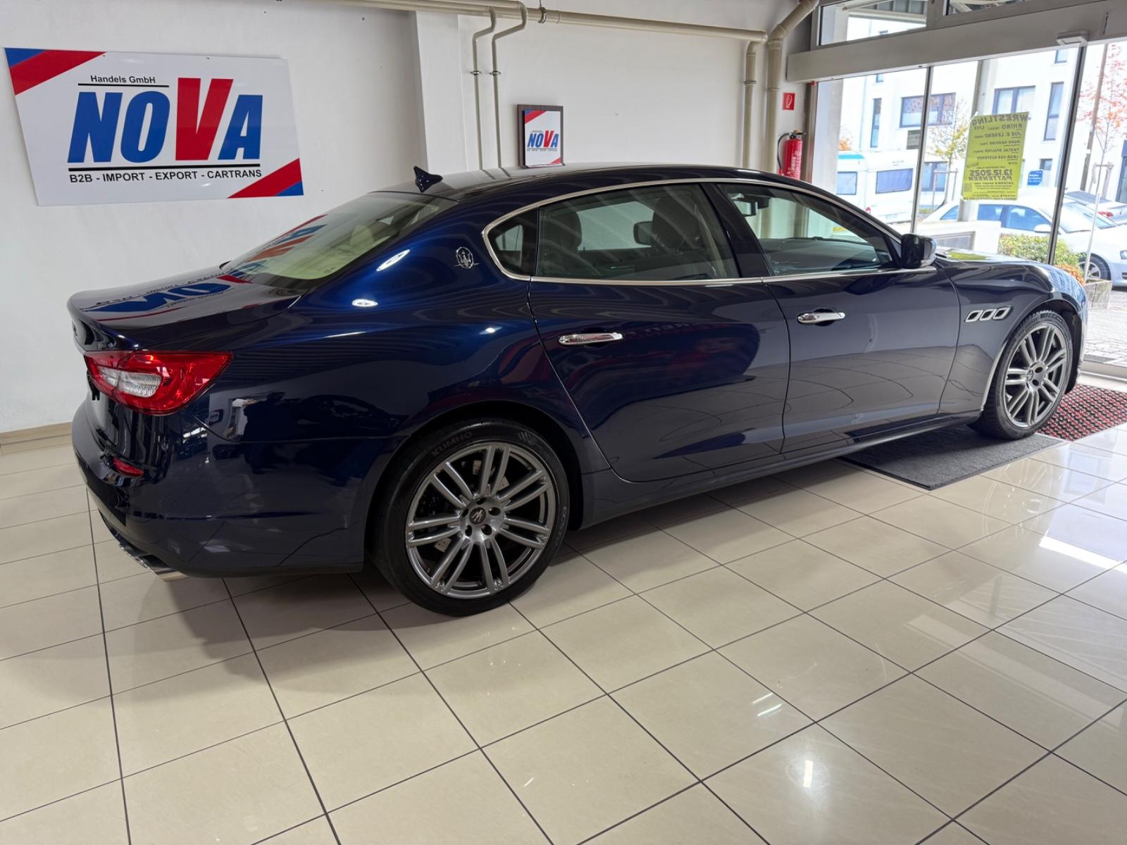 Maserati Quattroporte 3.0 V6 D*KEYGO*H&K*NAVI*LEDER*KAM