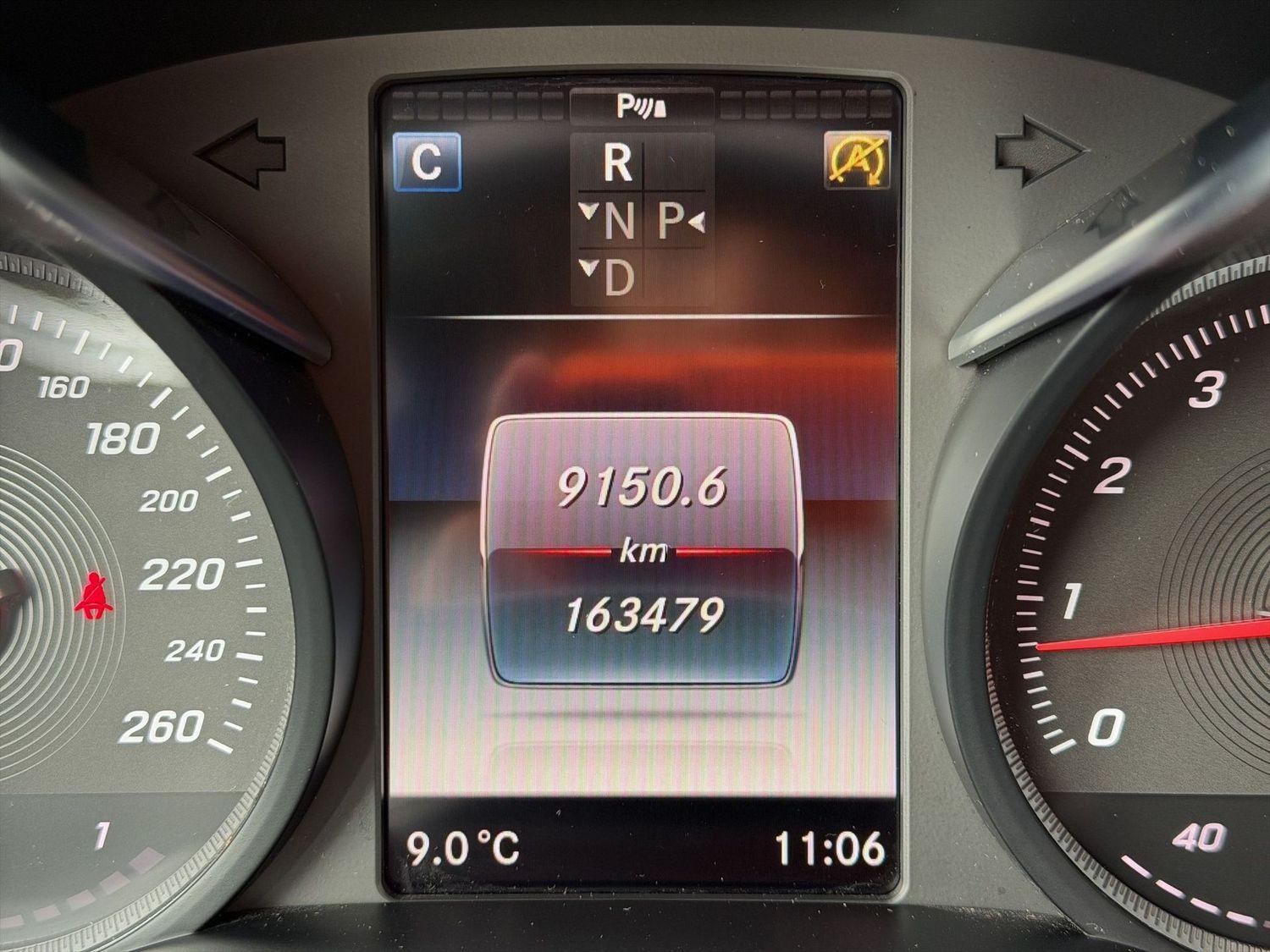 Mercedes-Benz GLC 300 4Matic AMG Line Navi LED ILS Leder R-Cam