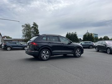 Volkswagen Tiguan - 7