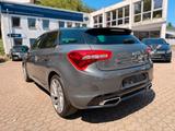 Citroën DS5 SportChic / Pano / Navi / R-Kamera / Head-Up - Citroën aus 2012